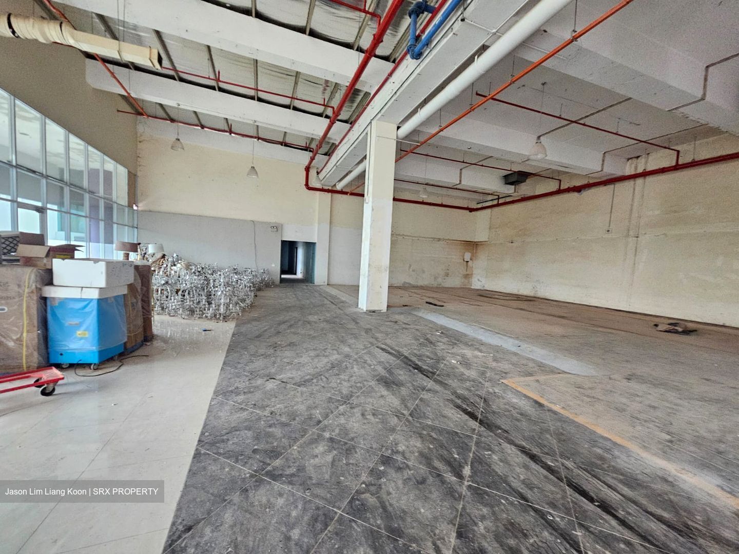 International Furniture Centre (D25), Factory #452547941